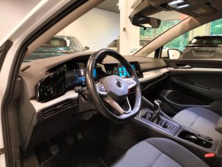 Volkswagen Golf 2021