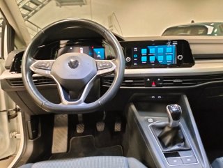 Volkswagen Golf 2021