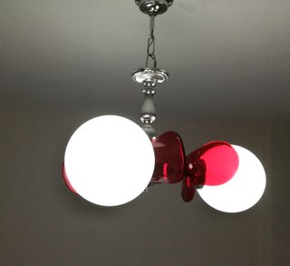 Lámpara Sputnik Cromo y Lucita Roja