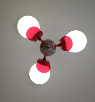 Lámpara Sputnik Cromo y Lucita Roja