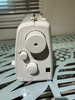 Máquina de coser Sigma NECCHI Compact