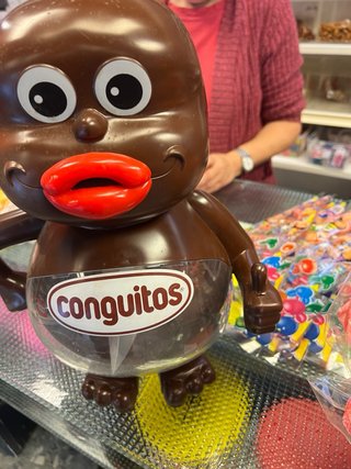 Expositor Conguitos