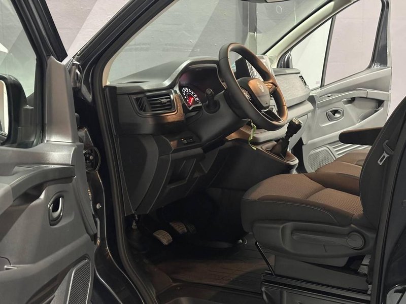 Renault Trafic 2024, foto 17