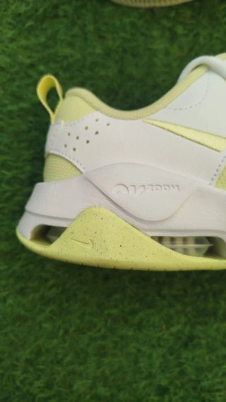 Nike Zoom Bella 6 Woman