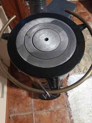 Estufa de leña Hergom Negra