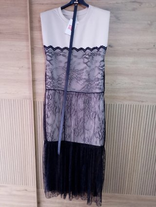 Vestido largo encaje beige y negro