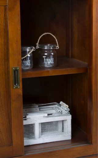 Vitrina madera maciza con puertas de cristal BANAK
