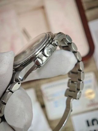 Omega Speedmaster Broad Arrow