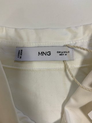 【MNG】Camisa Mango Blanca con Flecos - Talla M