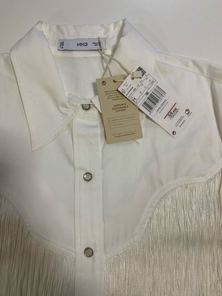 【MNG】Camisa Mango Blanca con Flecos - Talla M