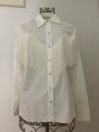 【MNG】Camisa Mango Blanca con Flecos - Talla M