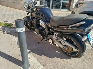 Suzuki Bandit 1200 Negra
