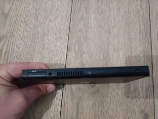 Nintendo Switch OLED senza schermo