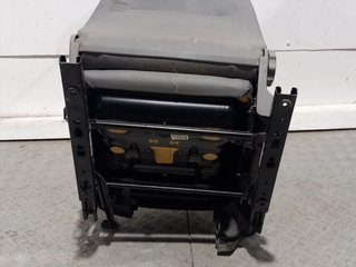 ASIENTO DELANTERO DERECHO VOLKSWAGEN CADDY (2K)(0