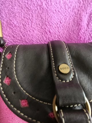 Bolso bandolera rosa y marrón