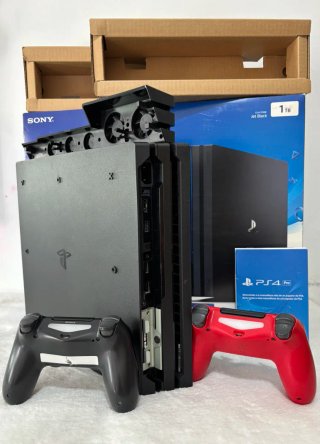 Consola PS4 Pro 1TB Jet Black