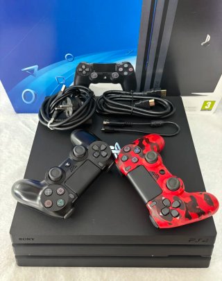 Consola PS4 Pro 1TB Jet Black