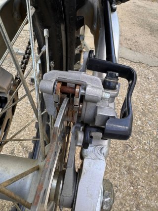 Honda CRF 250 2024 – 27H REALES, ÚNICO DUEÑO