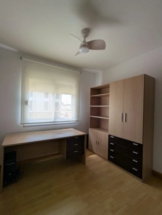 Escritorio de trabajo madera y metal