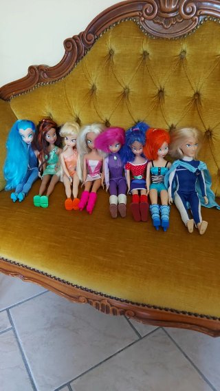 Lotto 8 Bambole Winx