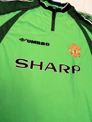 Camiseta portero Manchester United. Schmeichel N°1
