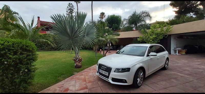 Audi A4 2012 - foto 1