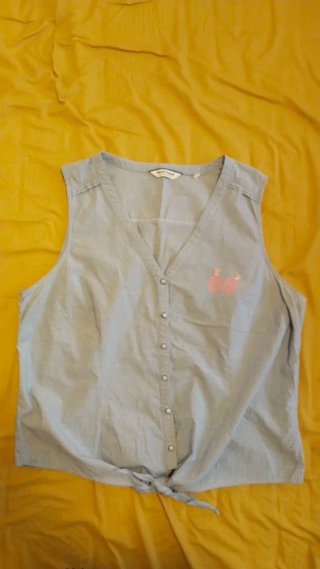 Camisa sin mangas Naf Naf con nudo