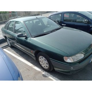Cambio por moto o vendo Renault Safrane 1999