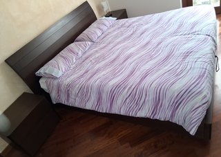 Letto matrimoniale con contenitore e comodini