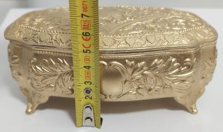 Cofre joyero metal dorado filigranas