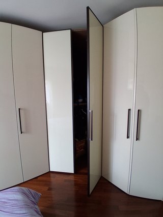 Armadio angolare