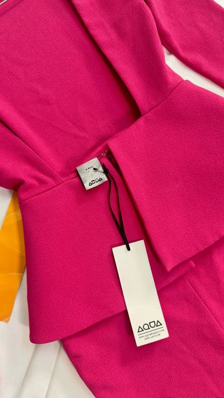 Vestido fucsia AQUA peplum talla XS/S