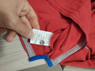 Maglietta rossa 24 mesi 4 anni