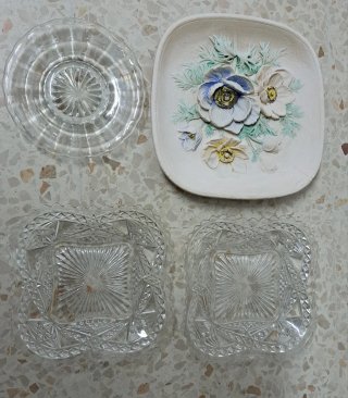 Juego de 3 platos decorativos y otro decorativo