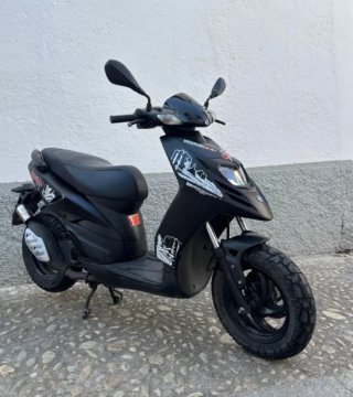 Piaggio Typhoon Negra