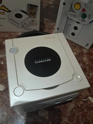 Nintendo GameCube Mario Smash Football Pak