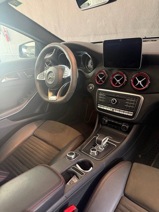 Mercedes-Benz GLA 45