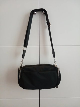 Bolso negro bandolera