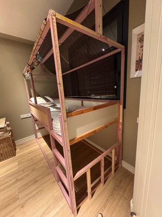 Cama infantil casita con luces