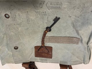 Bolso de lona New York con llavero