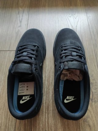 Nike Charge Suede T- 42 Man