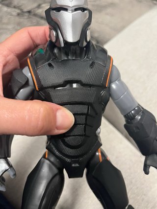 Figura Robot Negro y Gris
