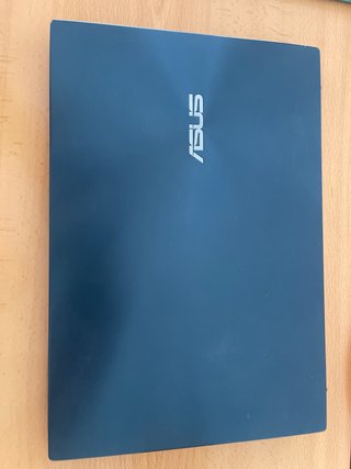 ASUS Zenbook i7-10510U