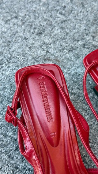 Zapatos tacón Stradivarius rojos talla 37