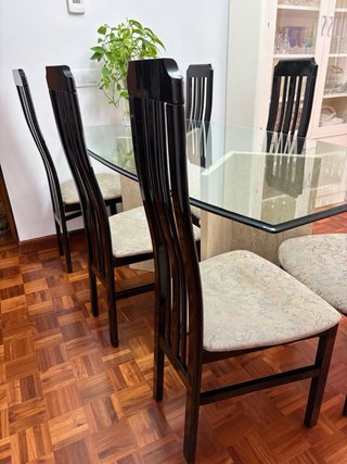 6 Sillas Elegantes Tapizadas Beige y Negro