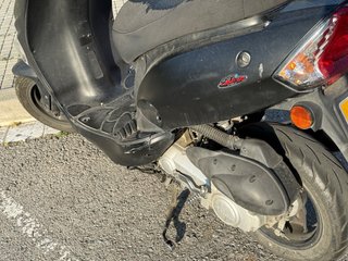 Moto Kymco Company 50cc Negra Automática