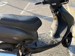 Moto Kymco Company 50cc Negra Automática