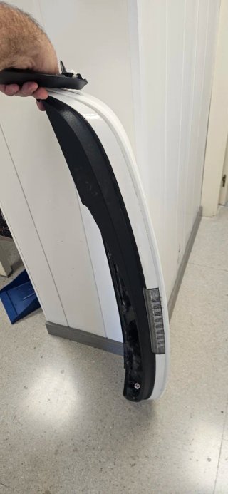 Spoiler Land Cruiser 150 con 3er Stop