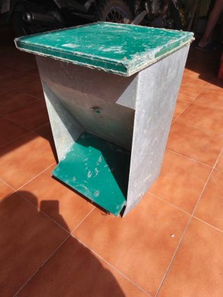 Comedero grande para animales
