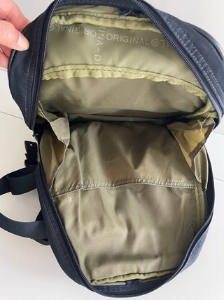 Mochila Mandarina Duck Negra y Verde Oliva